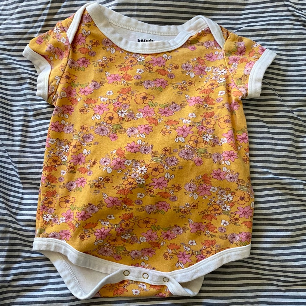 Banabae Love Child onesie size 2 organic cotton